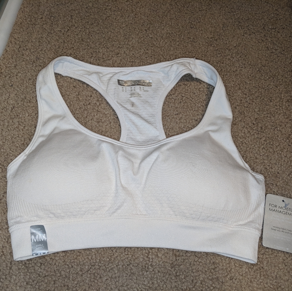 Forever 21 white padded sports bra - low impact - medium